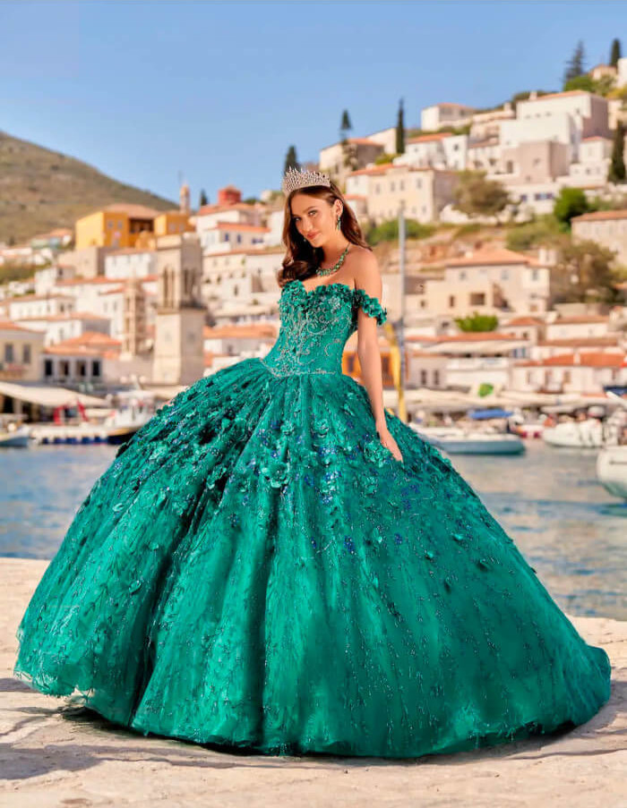 Princessa by Ariana Vara