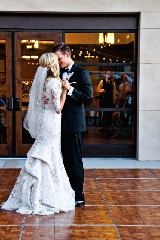 lace wedding dress with bow on back A Line Lace Bohemian Wedding Gowns Boho Noivas Chic DW365 – TANYA BRIDAL