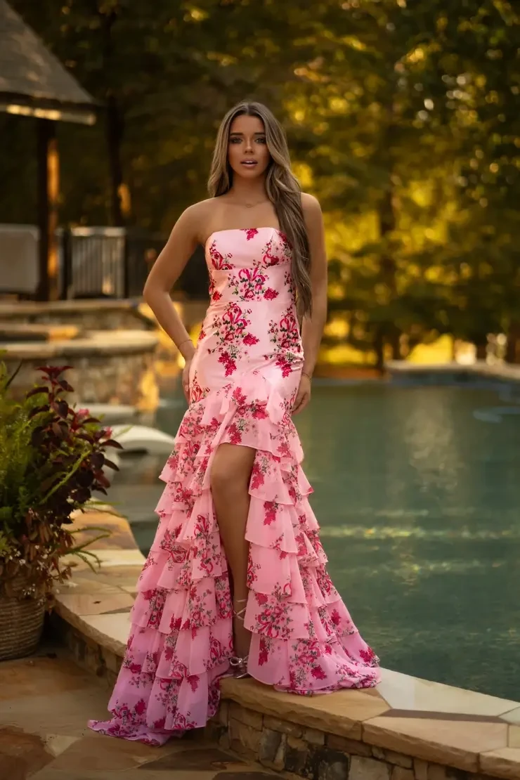 Discover Tampa’s top destination for designer bridal and prom gowns. Explore exclusive 2026... Image