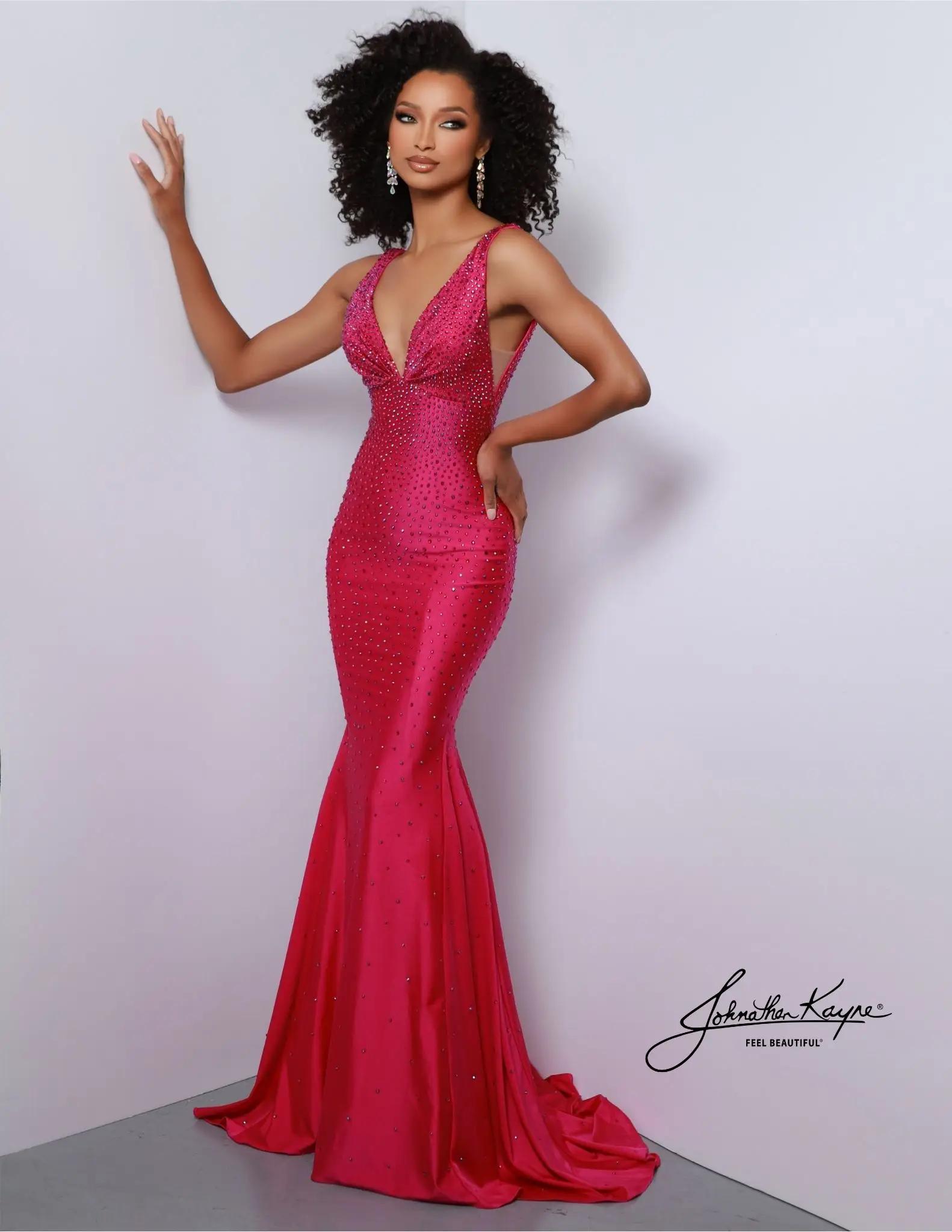 Stand Out in Jonathan Kayne Prom 2024 Image