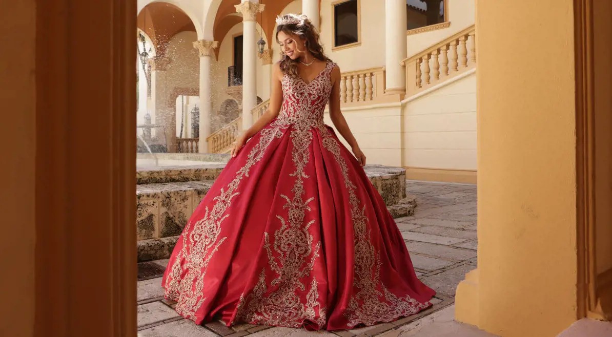 Preciosa by Sophia Thomas